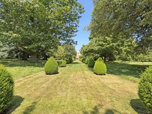 Photo 3- click for photo gallery